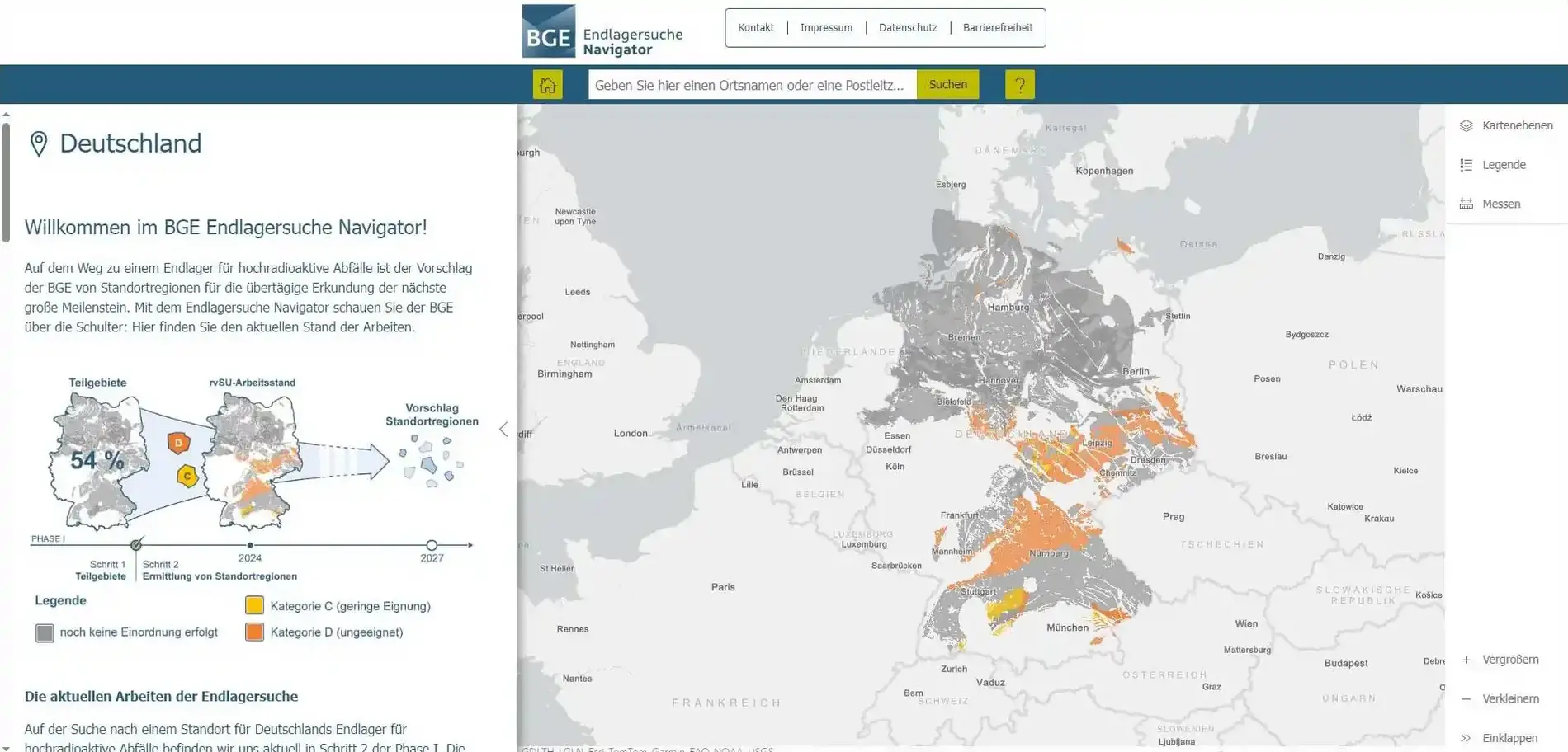 Screenshot der Startseite des Endlagersuche Navigators. Rechts befindet sich die Karte, links das Infopanel.