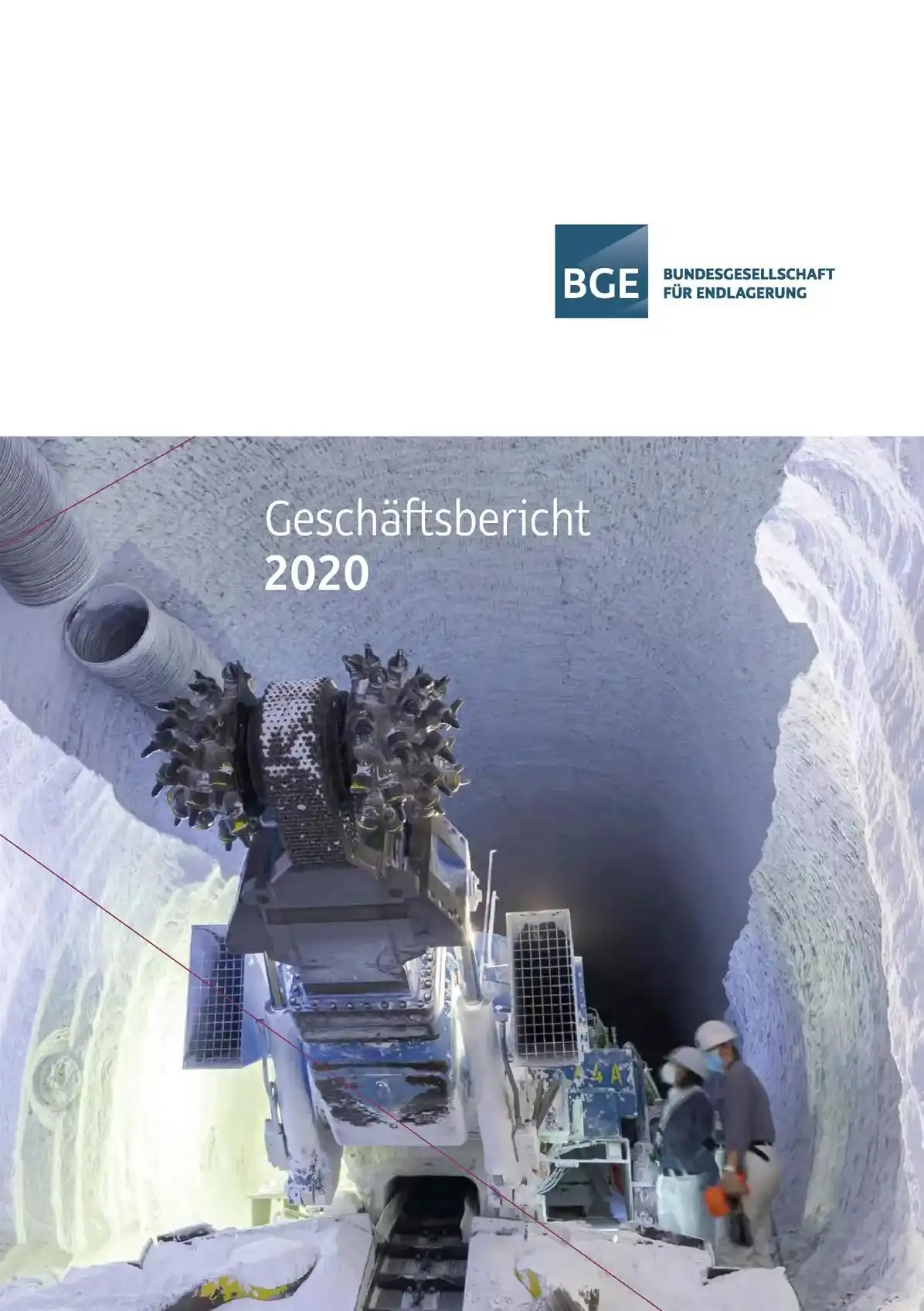 Das Cover des Geschäftsberichts 2020 zeigt eine Fräse und zwei Personen in Bergmannskleidung unter Tage in einem Salzbergwerk.